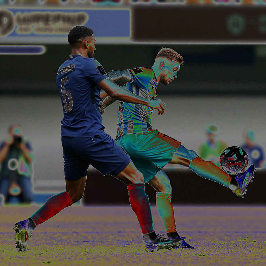 Clásico Joven tại San Diego: 90 phút thử nghiệm sau tấm vé cháy