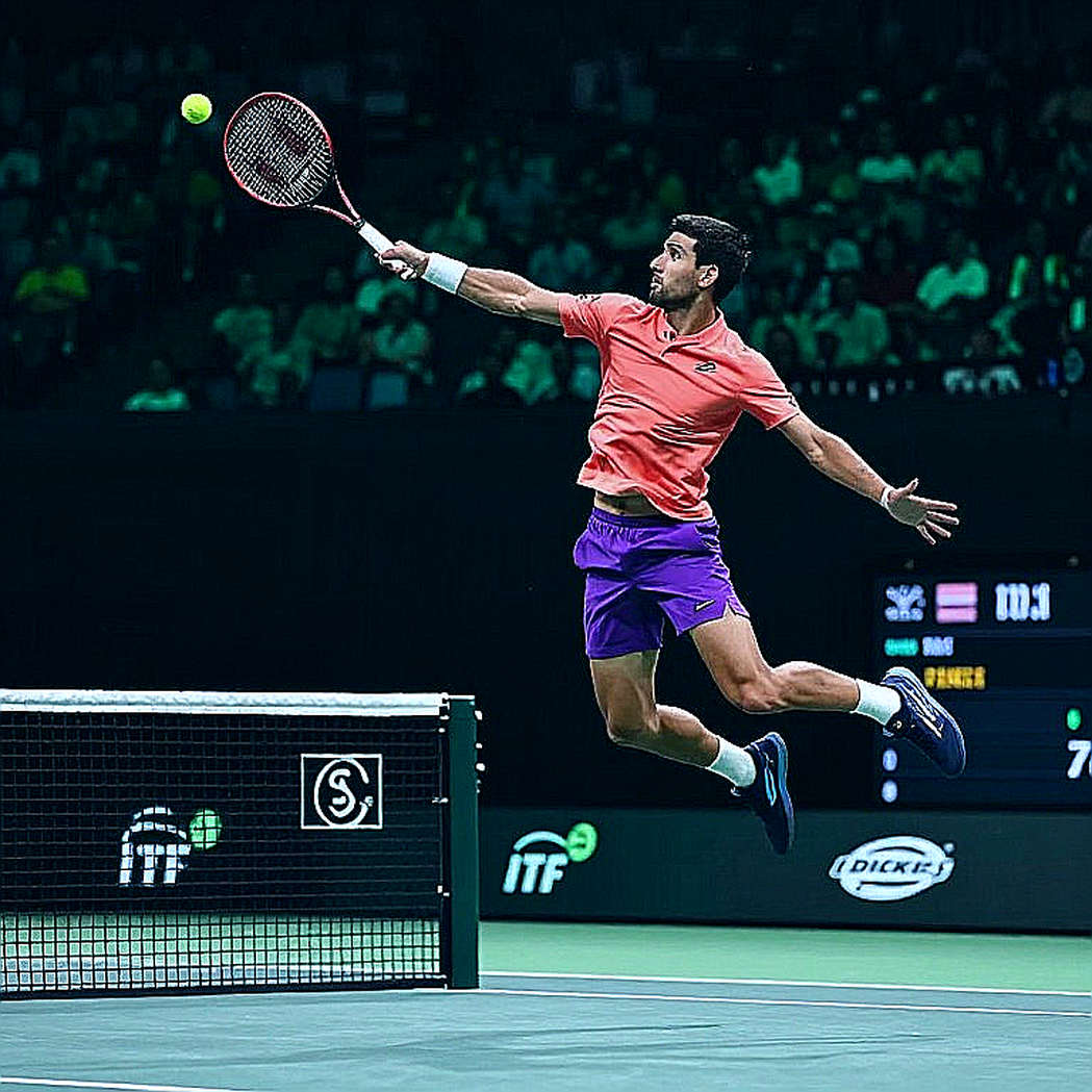 Djokovic và Medvedev ở Bắc Kinh: Khi sân nhà vừa là lá chắn, vừa là gánh nặng