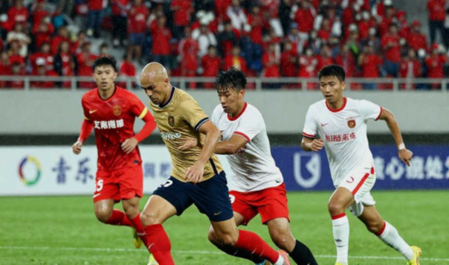 Lê Giang Patrik, Người Gác Đền 34 Tuổi Và Nhịp Đập Chưa Lộ Diện Của FIFA ASEAN Cup 2026 Lê Giang Patrik, Người Gác Đền 34 Tuổi Và Nhịp Đập Chưa Lộ Diện Của FIFA ASEAN Cup 2026