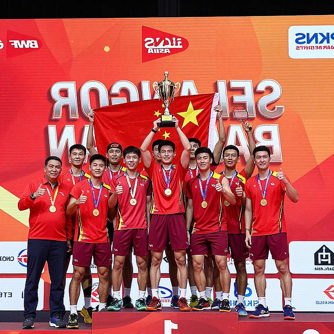 Thùy Linh và bốn điểm cuối: Khi tuổi trẻ Trung Quốc gõ cửa sân Nguyễn Du