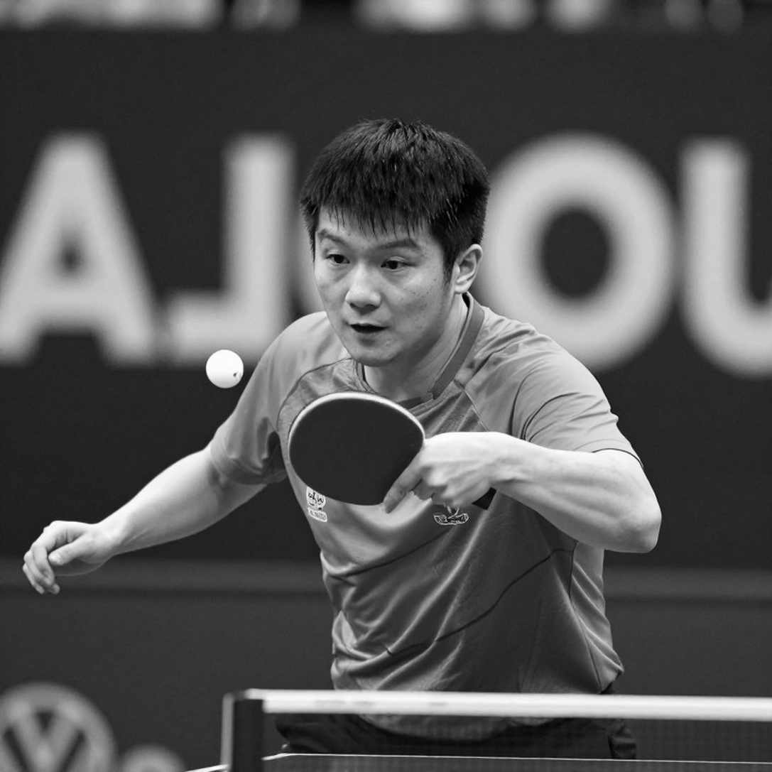3-10 thành 8-10: Bạc của những cặp đánh ghép tại chỗ ở giải PingPongParkinson Pháp Mở rộng