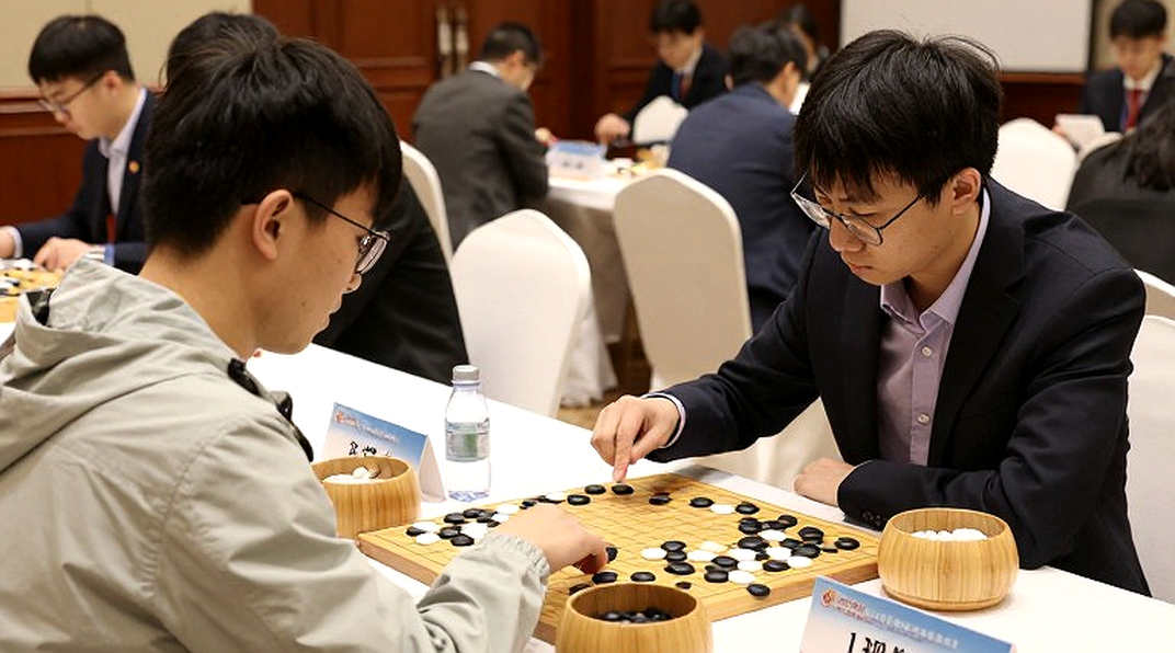 Tech Mahindra Global Chess League mùa thứ tư: Magnus Carlsen trở lại bảo vệ ngôi vô địch, 6 đội đấu double round-robin với giải thưởng 1 triệu USD và áp lực lịch thi đấu chật hẹp trước Chess Olympiad